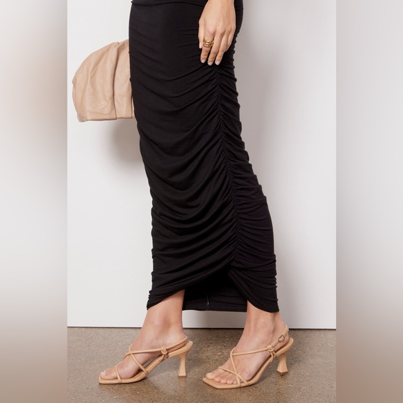 GOOD AMERICAN ruched sleeveless maxi dress 🖤 - Picture 5 of 15